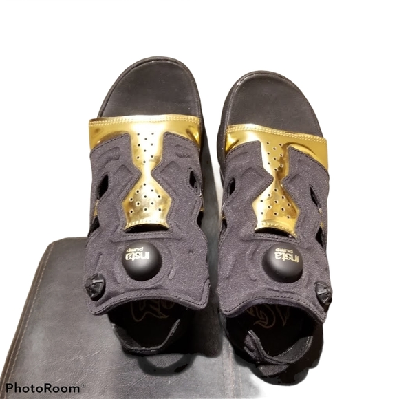 Rare REEBOK InstaPump Fury Sandals  (Size 5) - Picture 2 of 16